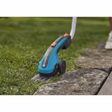 Кущоріз-ножиці акумуляторні Gardena ClassicCut 09885-20.000.00 фото