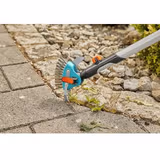 Очисник щілин з ножем та щіткою Gardena Combisystem сталевий 3-в-1 03608-20.000.00 фото
